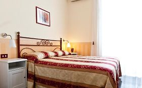 B&B MediNaples